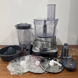 Kenwood FP250 Food Processor 750W - Picture 1 of 11