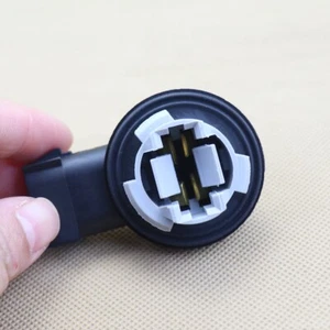 1X For Dodge Ram 1500 2009-18, 2500/3500 2010-18 - Tail Light Bulb Socket (Only) - Picture 1 of 4