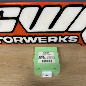 01-05 LEXUS IS300 DAYTIME RUNNING LIGHT RELAY MODULE DRL 82840-53010 061000-1900 - Picture 1 of 9