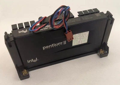 Intel Pentium II MMX 233 MHz 80522PX233512 SL2HD CPU Prozessor Retro - Bild 1 von 3