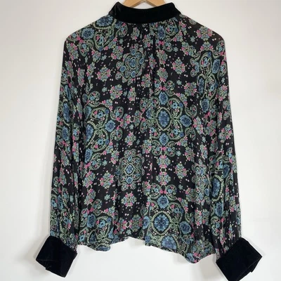 Blusa Monzón Negra Floral Transparente Cuello Alto Terciopelo Ribete Talla M Foto 1 de 4