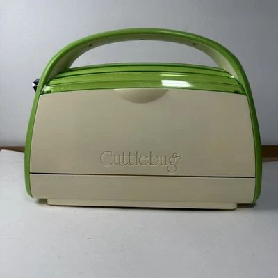 Cricut Cuttlebug Die Cutting Embossing Machine Crank Crafter Green - EXCELLENT! - Image 1 of 4