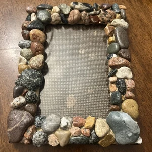 Vintage Mixed Stone River Rock 4x6 Picture Frame - Picture 1 of 7