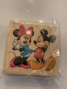 Timbro gomma Disney Topolino e Minnie Love 540J02 di tutti i media notturni NUOVO - Foto 1 di 4