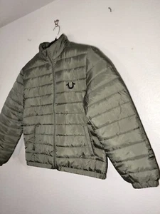 NWT True Religion Puffer Jacket Coat Men's Medium 105664 Color: Kalamata (Olive) - Picture 1 of 12