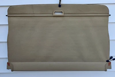 BMW X5 y X5M E70 2007-2013 - Cubierta de carga retráctil beige tostado Foto 1 de 4