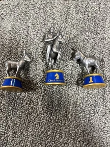 Battle for the White House Chess Piece Chuck Schumer With Donkeys - Picture 1 of 4