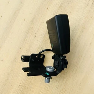 Genuine Mercedes OEM W213 rear left seatbelt buckle latch A2138600569 - Picture 1 of 5