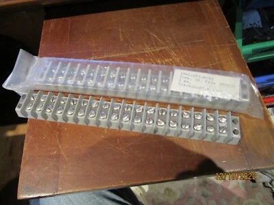 PLACA TERMINAL KULKA 38TB18 X 20, 20 AMPERIOS, 18 SOPORTES, NUEVO STOCK ANTIGUO.EX MILITAR Foto 1 de 3