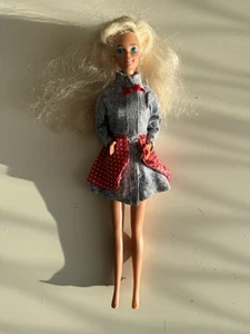 Barbie Doll Mattel 1966 Vintage Blonde - Good Condition - Picture 1 of 6