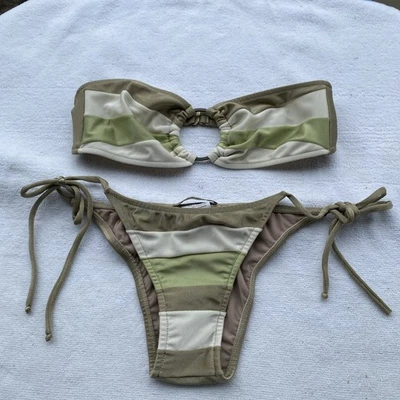 XS Conjunto de bikini brasileño a rayas metálicas bandeau top corbata parte inferior lateral Foto 1 de 4