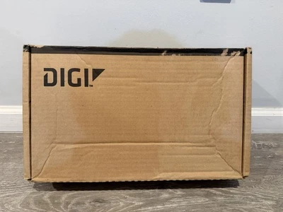 Digi WR44-M8G4-AE1-MD Bridge/Router - Image 1 of 3