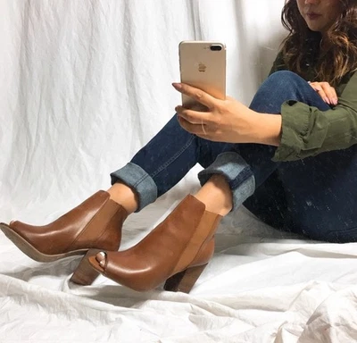 Botas peep-toe marrom lavanderia chinesa - Tamanho feminino 8 - Imagem 1 de 4