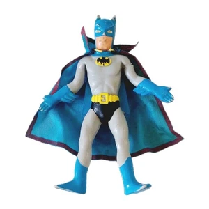 VINTAGE 1973 MEGO BEND N FLEX BATMAN With Cloth Cape 5" RUBBER FIGURE - Picture 1 of 8