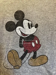 Disney klassisches Mickey Mouse T-Shirt, Farbe grau, Größe 2X-Large - gebraucht, in einwandfreiem Zustand - Bild 1 von 5