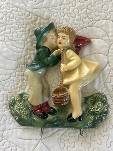 Vintage Two Hook Key Rack Kissing Boy and Girl Plaster Cast Plaque 1940s - Picture 1 of 5