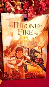 2015 Kane Chronicles, The, Book Two the Throne of Fire: The Graphic Novel - Picture 1 of 4