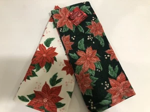 St. Nicholas Square Kitchen Towels Set of 2 - 15” x 26” Winter Holiday New - Picture 1 of 7