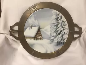 Bandeja de azulejos de cerámica alemana vintage con marco de latón ~chalet en escena de nieve de invierno ~ WN37 - Imagen 1 de 11