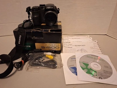 Cables de cámara digital Fujifilm FinePix S1500 10,0 MP manuales caja de software probada Foto 1 de 4