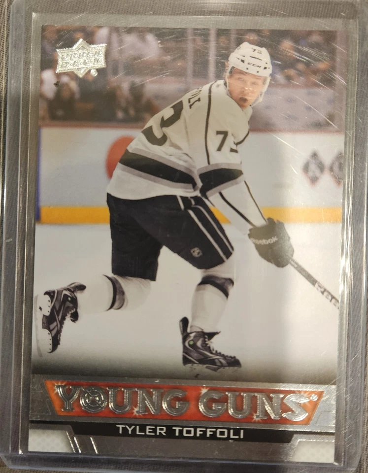 2013-14 Upper Deck Young Guns Tyler Toffoli Rookie Los Angeles Kings #246 - Image 1 of 1