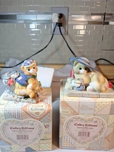 Calico Kittens Enesco Special LIMITED EDITION, Kosmopolitan, Feel-ine Fine - Bild 1 von 11