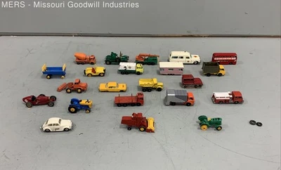 Lot Of Die-Cast Dinky Toy Vehicles - Image 1 of 4