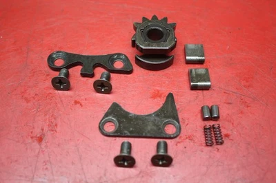 1997 SUZUKI DR200SE SHIFT CAM PAWL ASSEMBLY  25322-31310 - Image 1 of 4