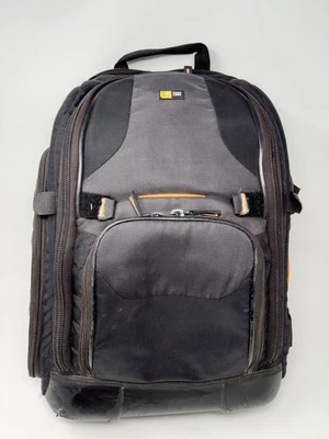 Case Logic camera backpack, laptop/ipad compartment, black, additional dividers - Image 1 of 4