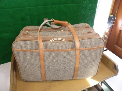 Hartmann Tweed Luggage Tweed &Leather 22" Carry On Expandable  22x13x10" 47L - Image 1 of 4