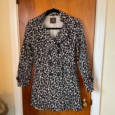 Chaqueta Forever Twenty One para mujer talla S estampado de leopardo botón delantero - ¡LEER! Foto 1 de 4