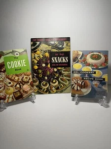 Vintage Cook Books Set of 3- Knox Gelatine-Cookie Book- 500 Tasty Snacks - Picture 1 of 10
