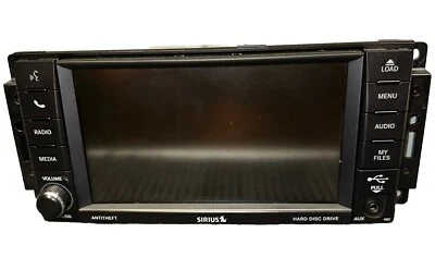 Unidad principal estéreo Sirius de fábrica Jeep Chrysler con disco duro incorporado Foto 1 de 3