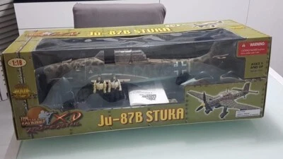 Modellini - 21st Century Toys- Ju-87B Stuka GER 1:18 - Campagna d'Africa - Nuovo - Immagine 1 di 4