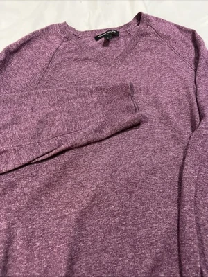 BANANA REPUBLIC V-Neck Long Sleeve Purple Pullover Sweater Men's Size Large - Image 1 of 4