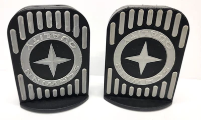 Pedales de triciclo Schwinn Roadster o Lil' Stingray (2) gris/negro usados (C) Foto 1 de 4