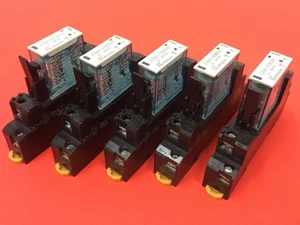 Allen-Bradley - 700-HK36Z24 - Ser. B - Relay - w/ 700-HN-121 Base - LOT OF (5) - Picture 1 of 4