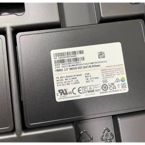 Samsung PM893 960GB SSD 2.5" SATA III 6Gbps MZ7L3960HCJR-00A07 MZ-7L39600New - Picture 1 of 3