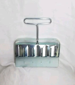 Ladbrooke Soil Blocker 4 Block Mold Seed Starter - NEW - Picture 1 of 3