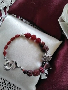 Armband, Pilgrim mit roten Quarzteinen, wunderschön gearbeitet, bes. Verschluss - Bild 1 von 2