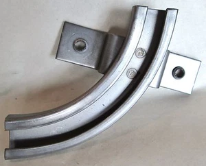 1955-56-57 Chevrolet 2-Dr Sedan (Passenger, Small) Rear Glass Track (New) #7.64 - Foto 1 di 1