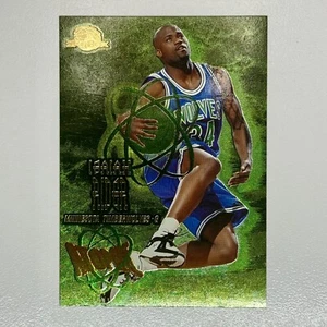1995-96 SkyBox Premium - Atomic #A8 Isaiah Rider - Picture 1 of 2