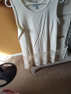 Kathleen Kirkwood Swing Cami Shirt Lace Hem Vanilla Small A311345 Women  - Image 1 of 4