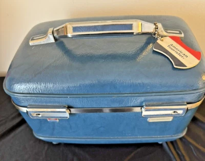 American Tourister Light Marble Blue Train Makeup Case Mirror  EUC - Image 1 of 4