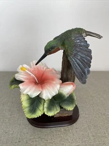 Hummingbird / Flower Figurine Resin - Picture 1 of 4