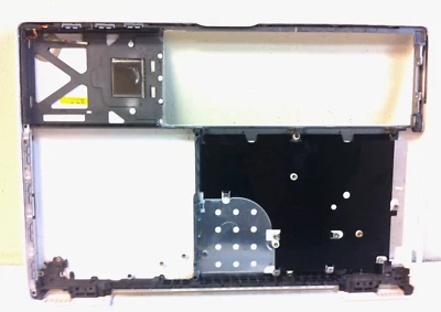 Apple Macbook 13" A1181 MB403LL/A 2007 2008 custodia inferiore bianca 818-0468 246 - Immagine 1 di 3