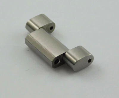 Tag Heuer Connected Modular 46 1/2 Half Link 20MM SAR8A80 BF0605 titânio autêntico  - Imagem 1 de 3