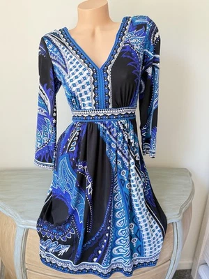 Vestido Camiseta ECI New York Azul Paisley Cuello en V Manga 3/4 Elastizado Para Mujer Cinturón S Foto 1 de 4