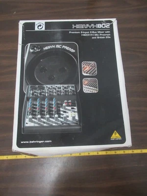 Behringer XENYX 802S Mezclador Analógico 8 Entradas 2 Buses EN CAJA con Enchufe Foto 1 de 4