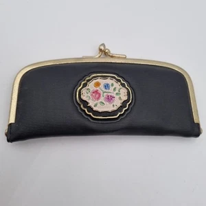 Vintage 1950s Mini Manicure Set With Black Ribbed PVC Case 6 Piece Set. - Picture 1 of 20